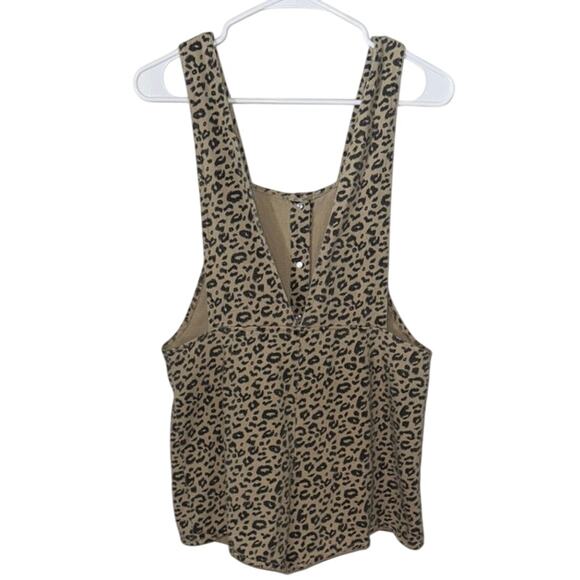Blue Blush Leopard Print Denim Overall Romper Short Overalls  Size Small - Picture 4 of 9